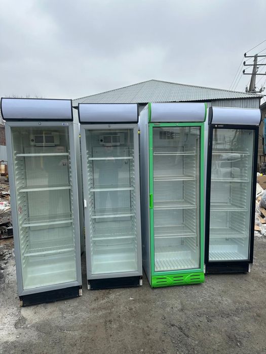 Витринный холодильник