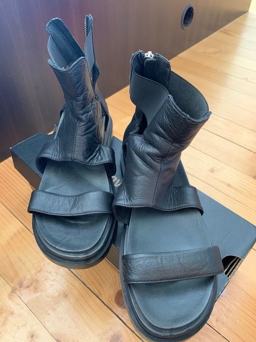 Дамски обувки и маратонки 39 номер носени в добро състояние