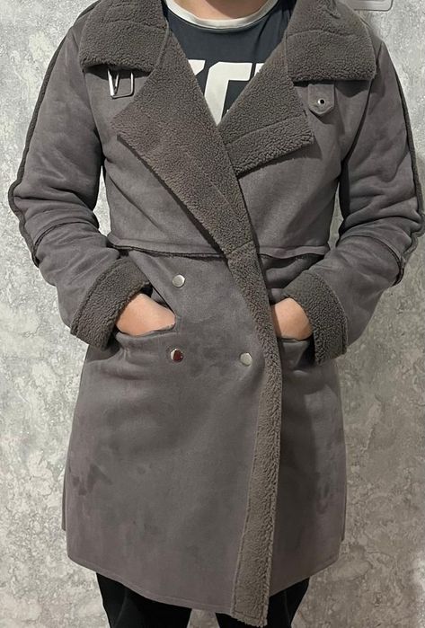 Продам дубленку новую