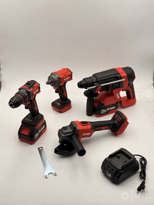 Набор D-MAX 4v1 инструментов