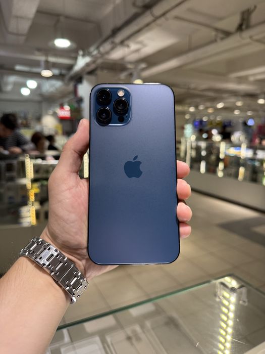 Продаю Iphone 12 Pro Max 256gb