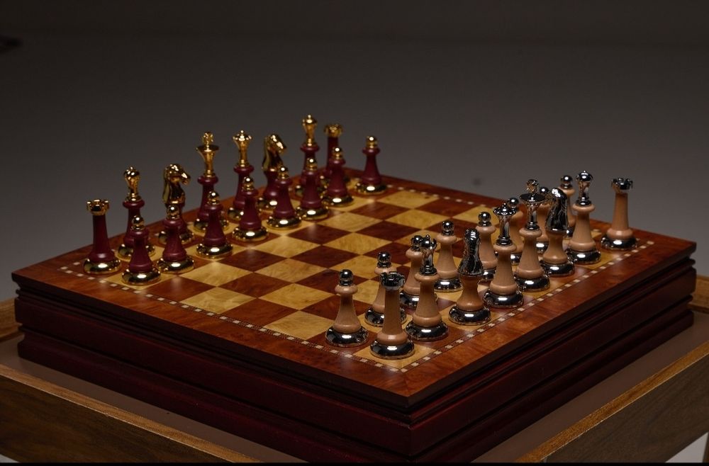 Президентский идалний подарок шахматы падоричний для избранных людей