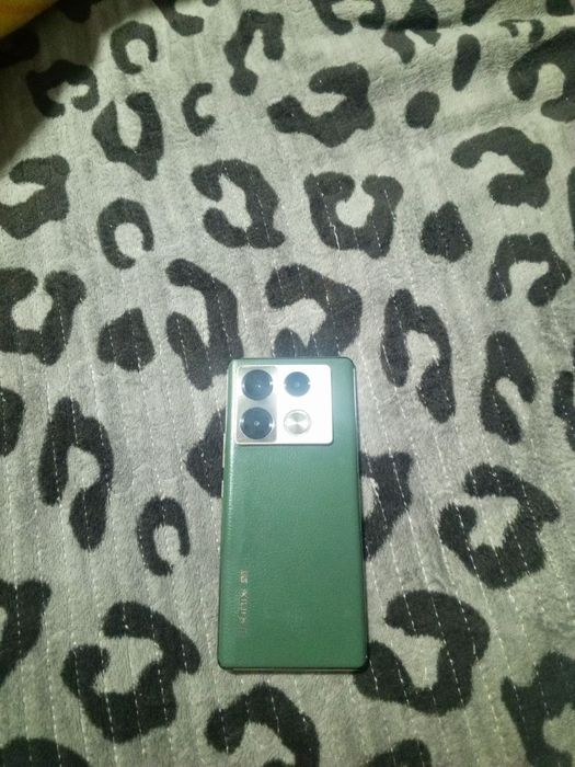 Инфиникс нот 40  про