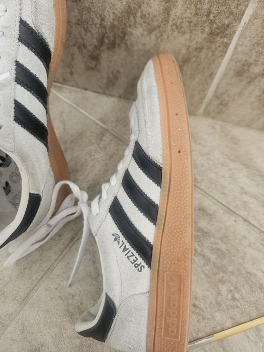 Addidas speziall
