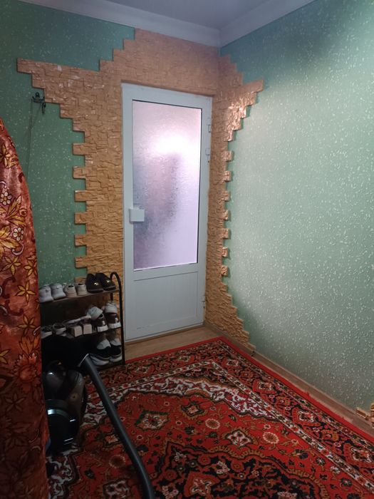 Продаю двух комнатную квартиру