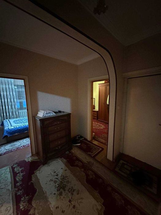 СРОЧНО Продается  кв ор-р Ало ресторан  4-ком/4/4 р-н Каракамыш 2/1,