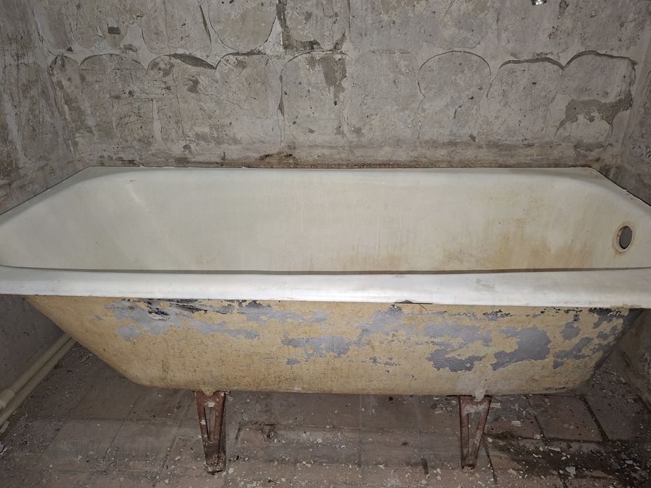 Ванна чугунная б/у