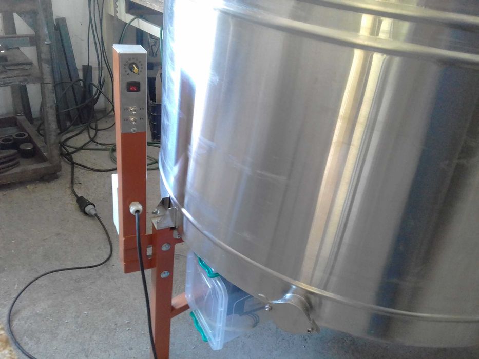 Центрофуга радиална за пчелен мед 48 рамкова