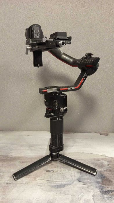 Стабилизатор DJI Ronin RS 3 Pro