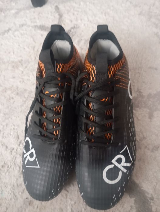 Продам буцы новый