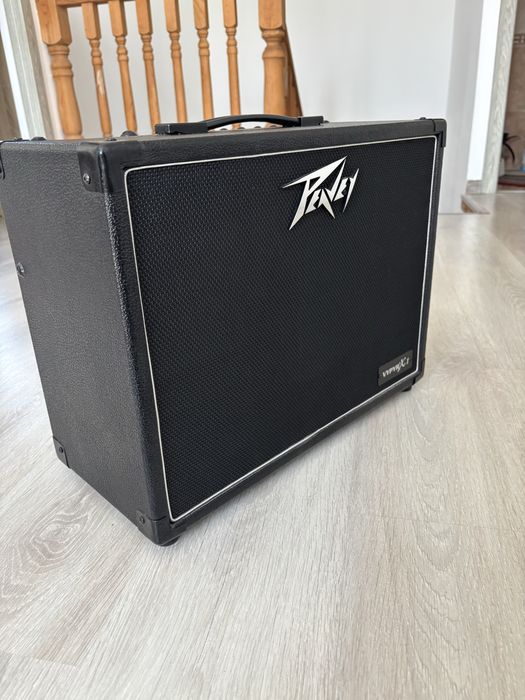 Гитарный комбик peavey vypyr x1