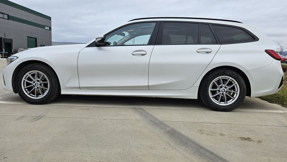 BMW 320  Diesel Automat Alb Perlat