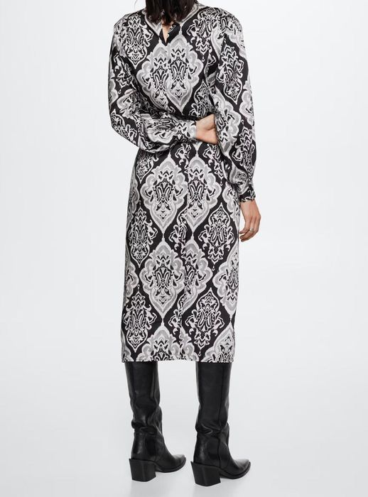 Fusta cu imprimeu - mango
model midi, talie medie, detaliu