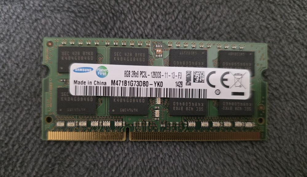Компютърна памет Samsung 8GB DDR3 1600MHz sodimm