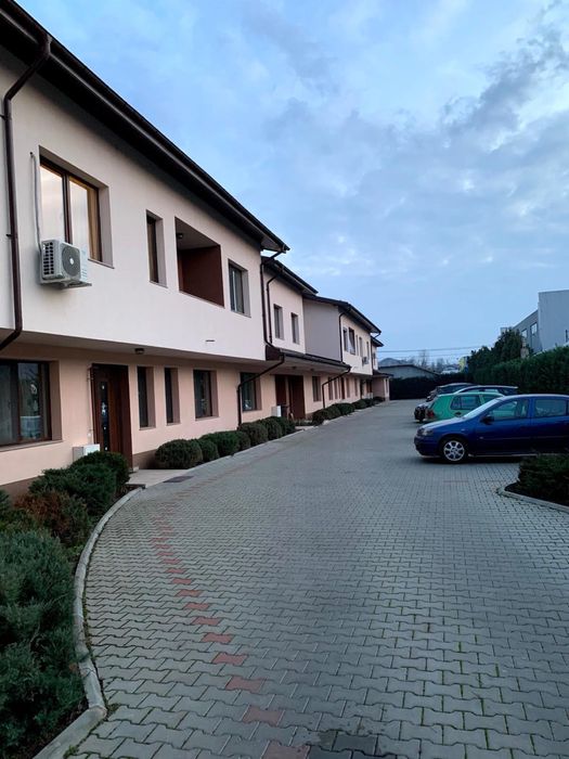 Casa Otopeni/Particular/Ferme/Complex/2 locuri Parcare/Curte/Terasa