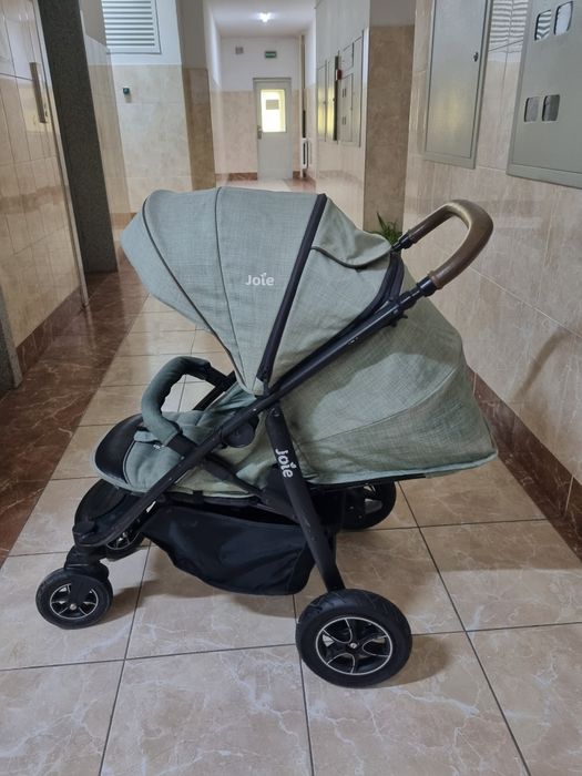 Продам коляску от фирмы joie