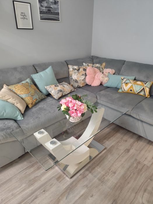 Холна маса бял мдф