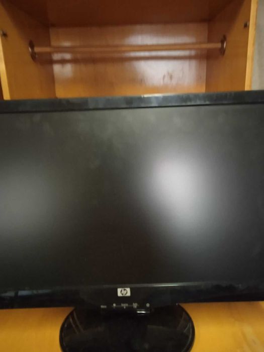 Монитори, различни модели