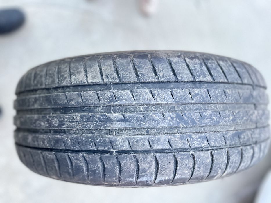 Летние шины 215/55/17