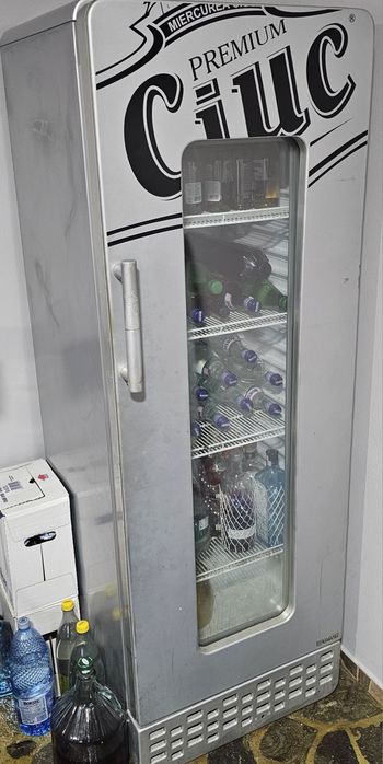 Vitrină Frigorifica