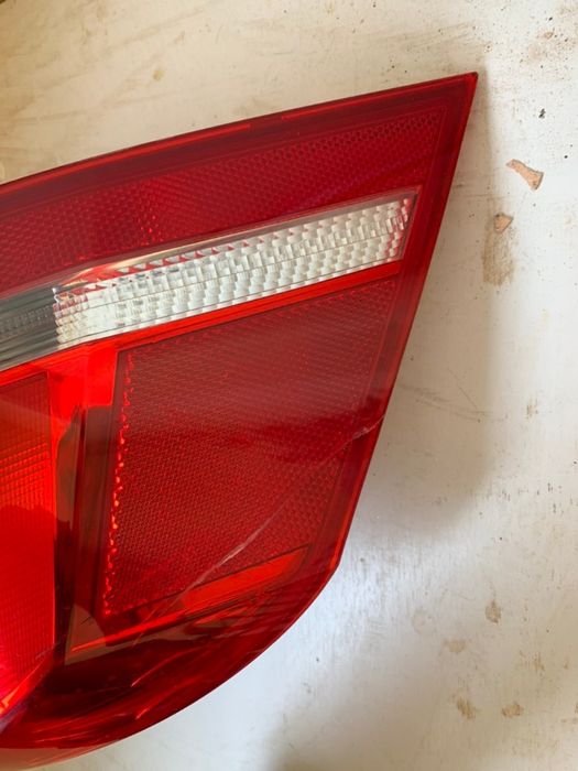 Продавам ляв стоп за Фолксваген Пасат / VW Passat 2011