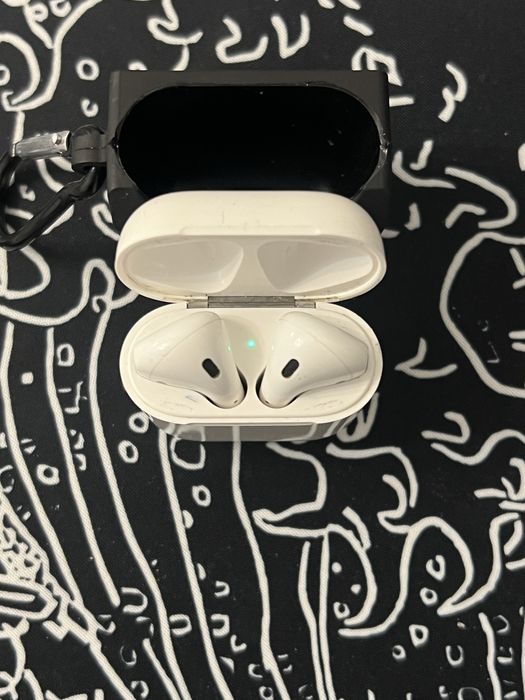 продам air pods 2