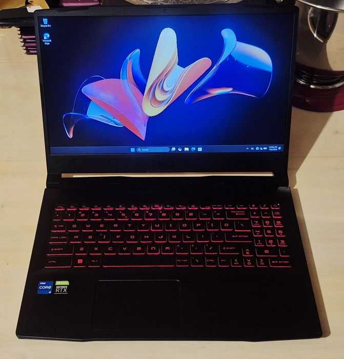 Laptop gaming MSI Katana i5 11th RTX 3060