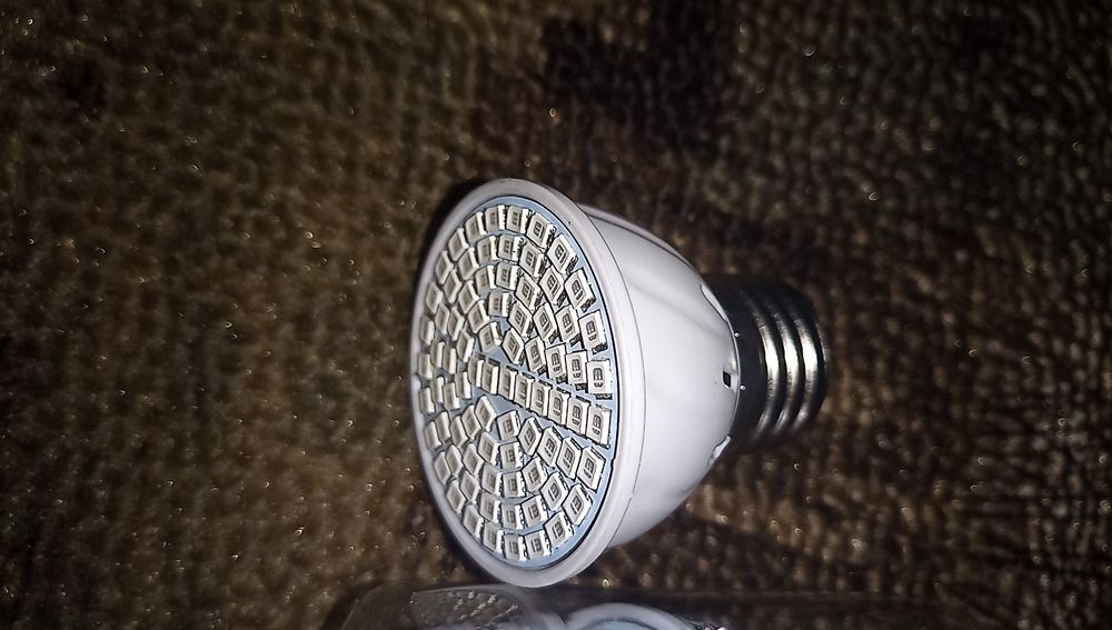 3 bec led bactericid sterilizare și 1 filtru hepa honeywell HRF-R2