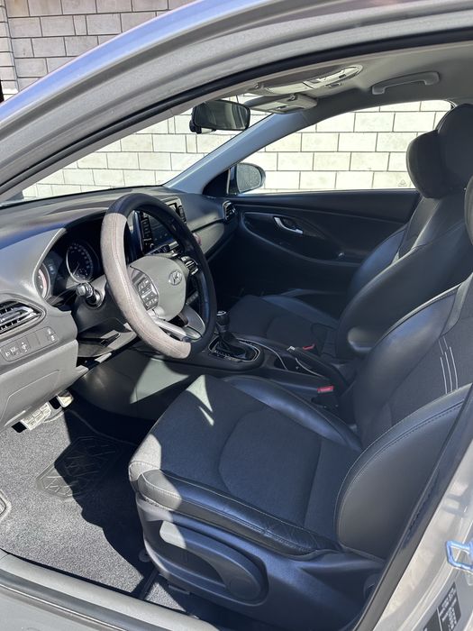 Hyundai i30 хендай