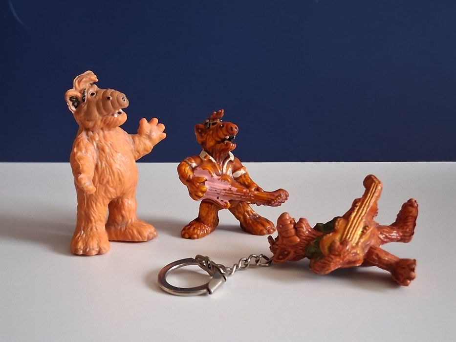 ЛОТ Стари Фигурки Алф Мики Маус от Соца