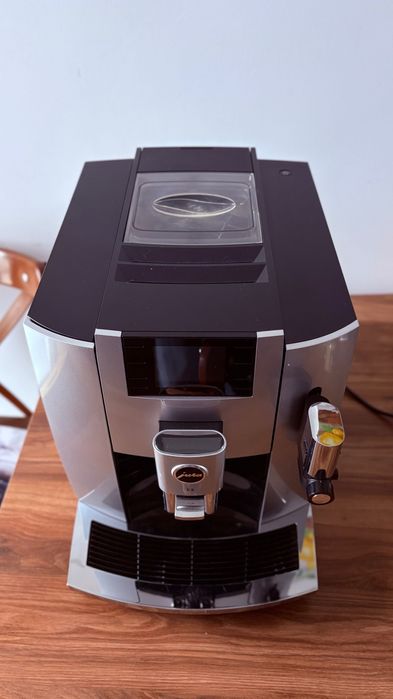 Aparat de cafea - JURA E8 type 760