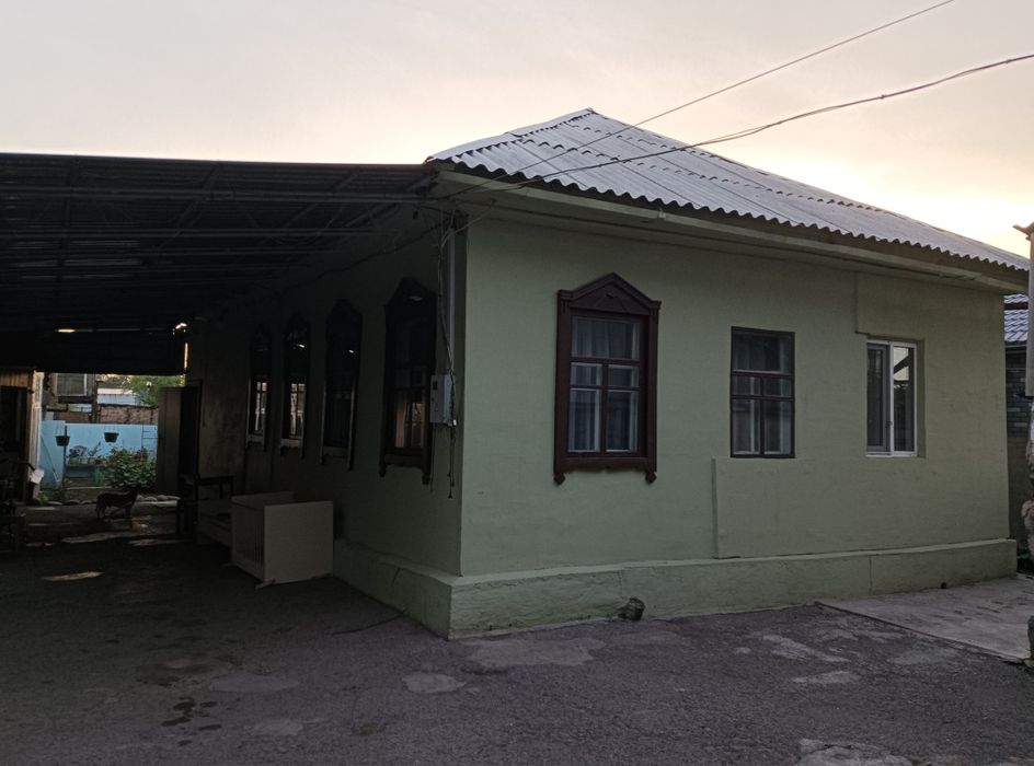 Продам дом в поселке карабулак