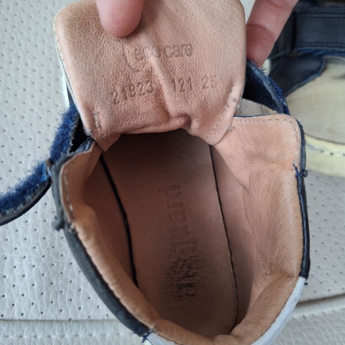 Sneakers Bisgaard. Nr 25, ~16,5cm interior.