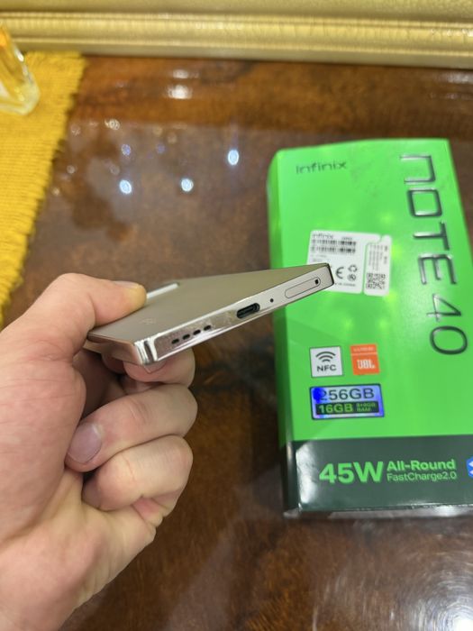 Infinix note 40 16/256g