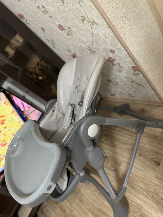 Стульчик для кормления ребенка