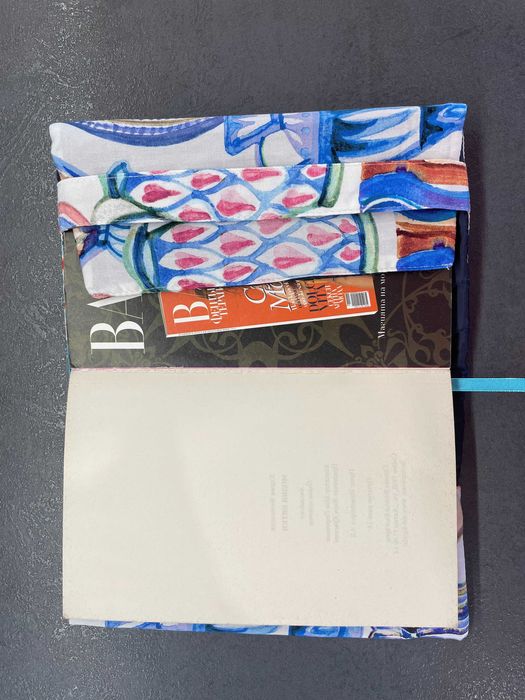 Калъф за книга / Дрешка за книга / Подвързия за книга