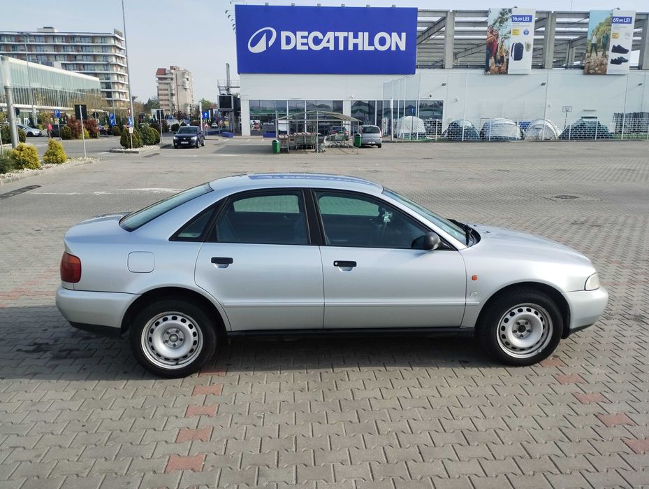 Audi A4 B5 1,6 Benzina Stare Foarte Buna