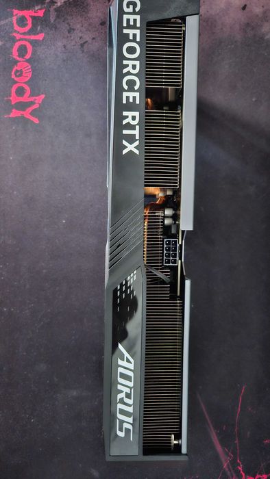 Видеокарта 4060 Aorus