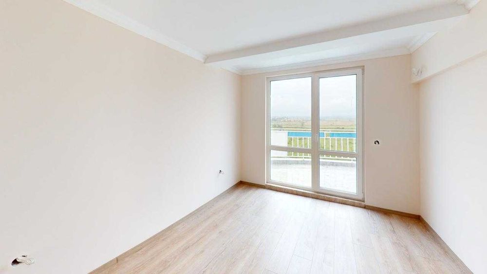 Продава се Двустаен апартамент в с. Кошарица, Област Бургас - 70 кв.м за 758 €/кв.м - Снимка #9