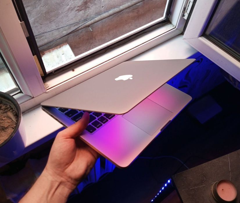 Apple MacBook PRO. В отличном состояние.