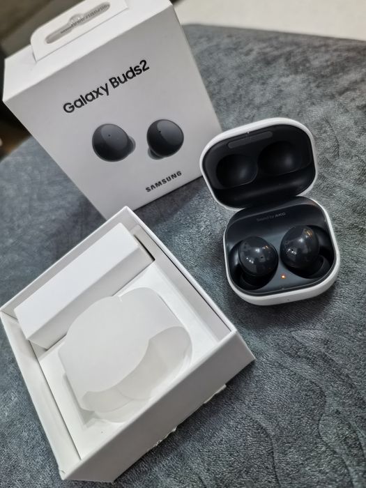 Слушалки Galaxy buds2