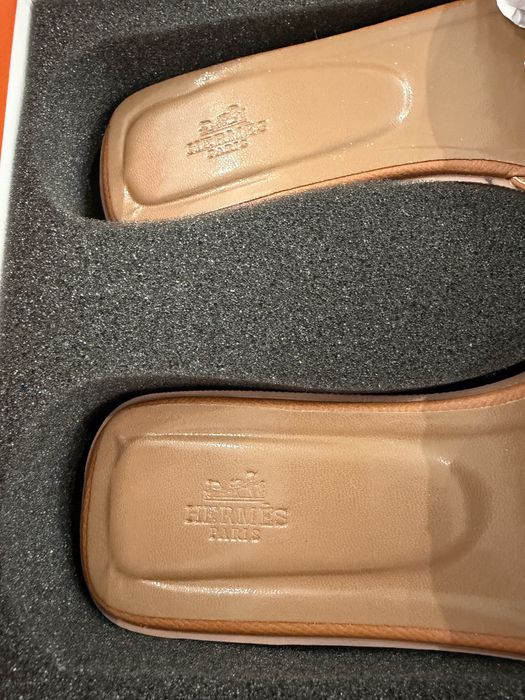 Papuci Hermes, noi cu cutie