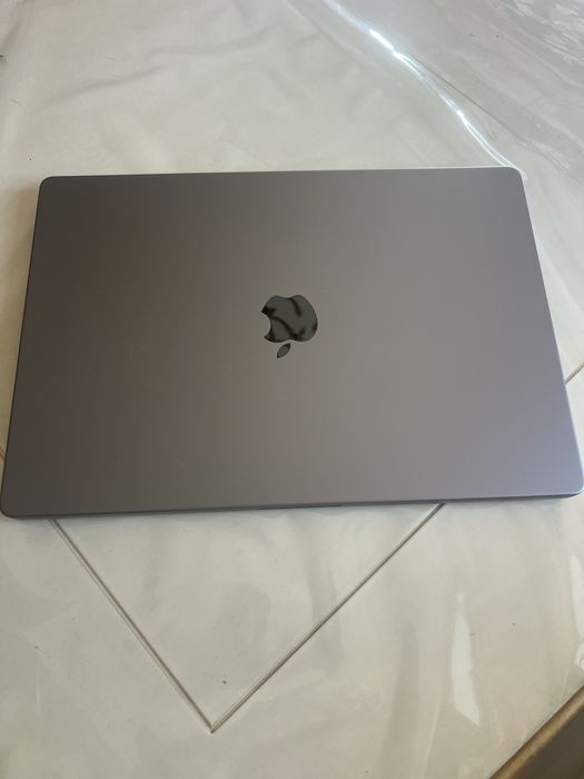 MacBook Pro 16" (2021) M1 Pro/16Gb/1TB SSD