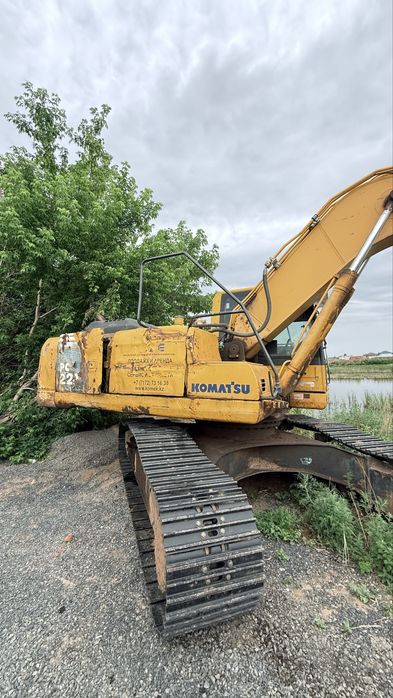 Продам  эксковатор Комацу 220