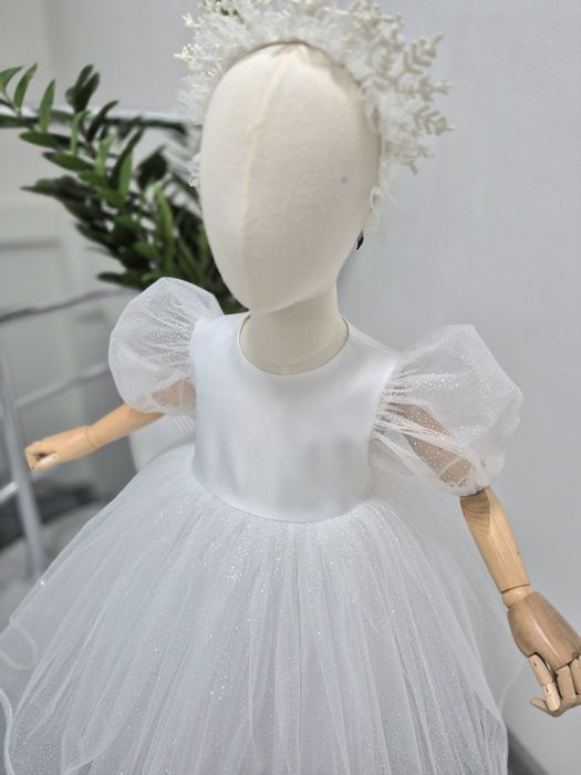 Платья снежинки на прокат.