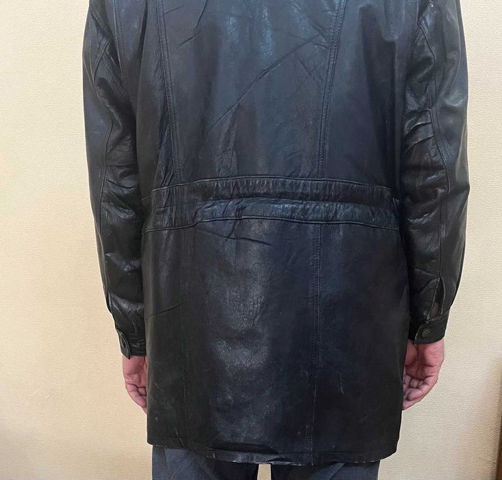 Куртка кожаная б/у  50 размер  300 000 сум