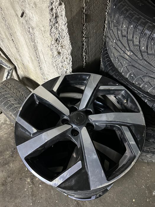 Диски 5/114.3 R19