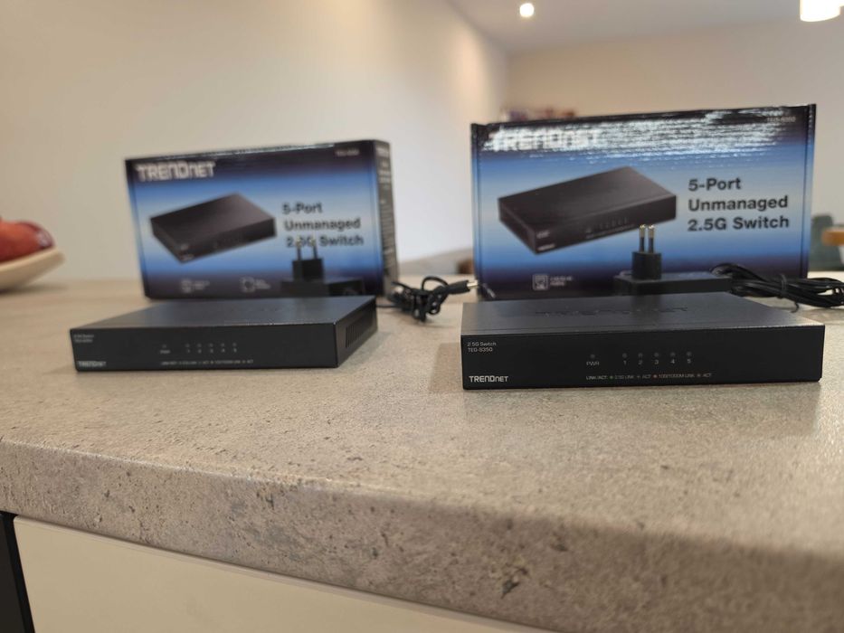 Мрежов суич (комутатор) TRENDnet TEG-S350, Unmanaged Switch 5-Port 2.5 Gbit, 5-Port 2.5GBASE-T в Гаранция