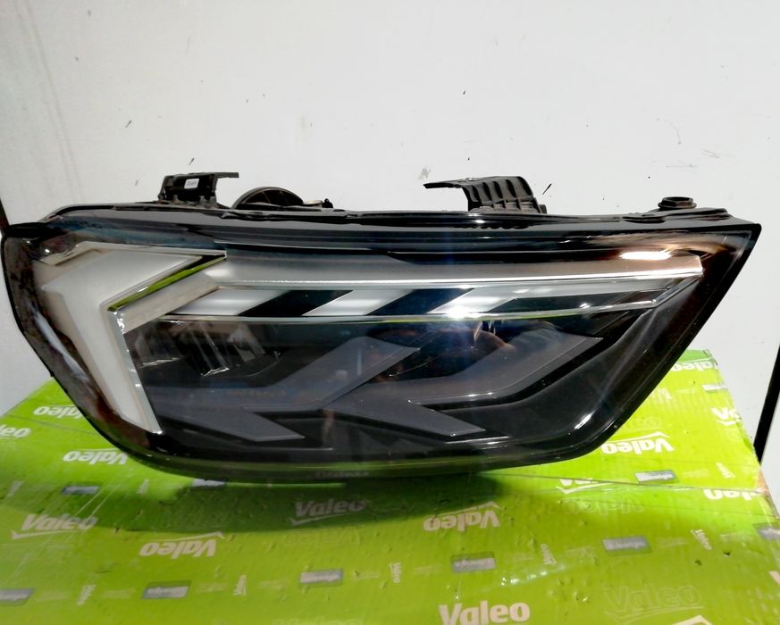 Фар фарове за Ауди А1 / Audi A1 Valeo FUL LED.