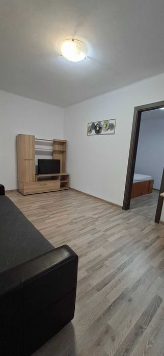Apartament de inchiriat